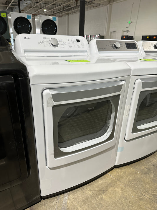 GREAT NEW LG GAS DRYER - DRY11591S DLG7151W