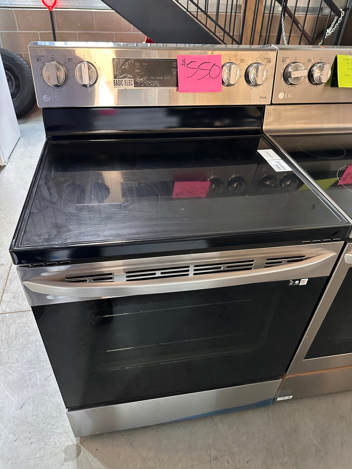 STAINLESS STEEL LG ELECTRIC RANGE with EASY CLEAN - RAG11736