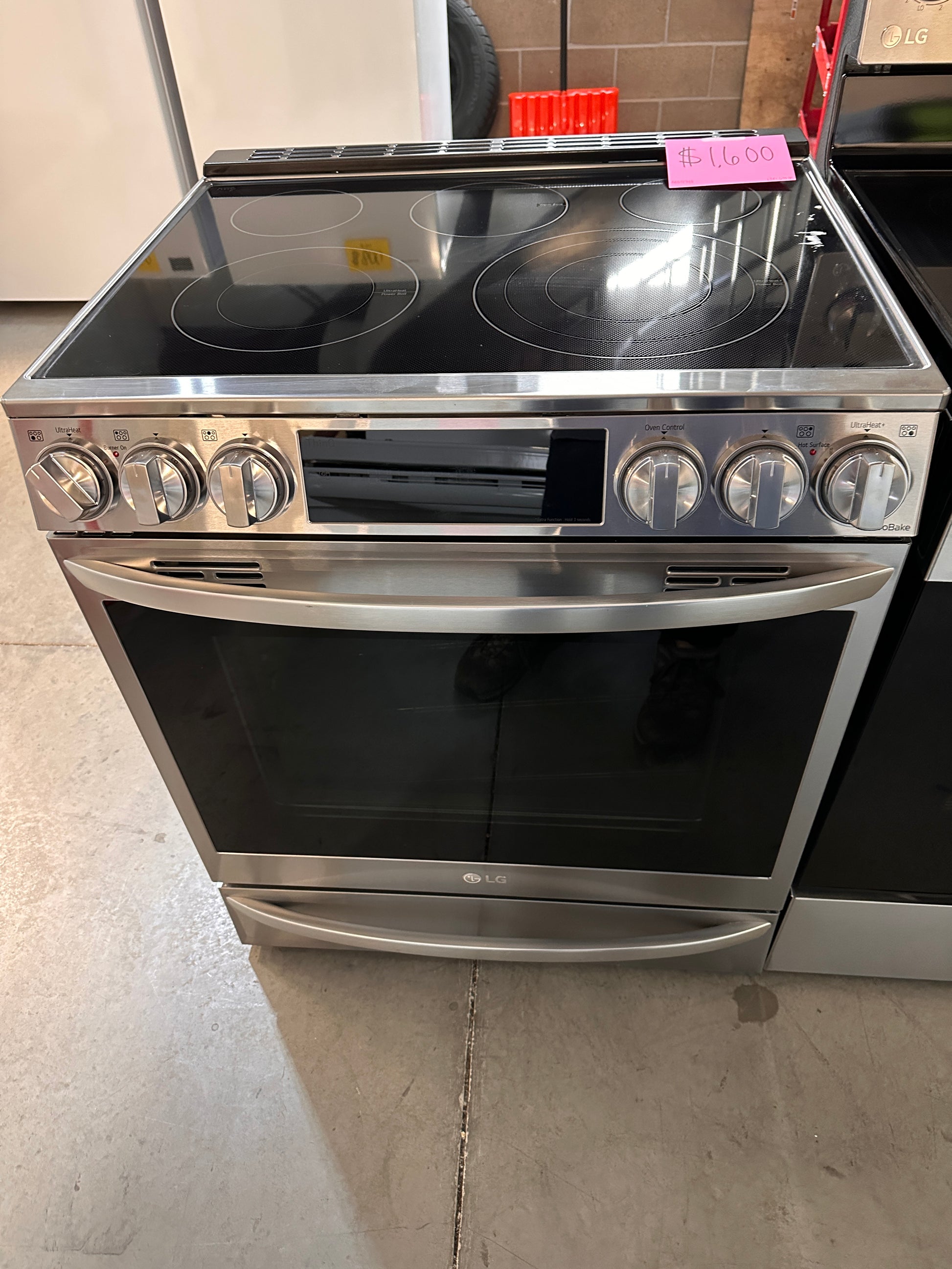 LG Gas Range with Air Fry & EasyClean - LRGL5823S