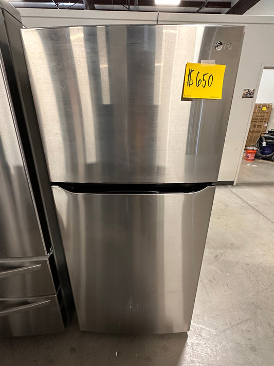 LG - 20.2 Cu. Ft. Top-Freezer Refrigerator - Stainless steel  Model:LTCS20020S  REF12712