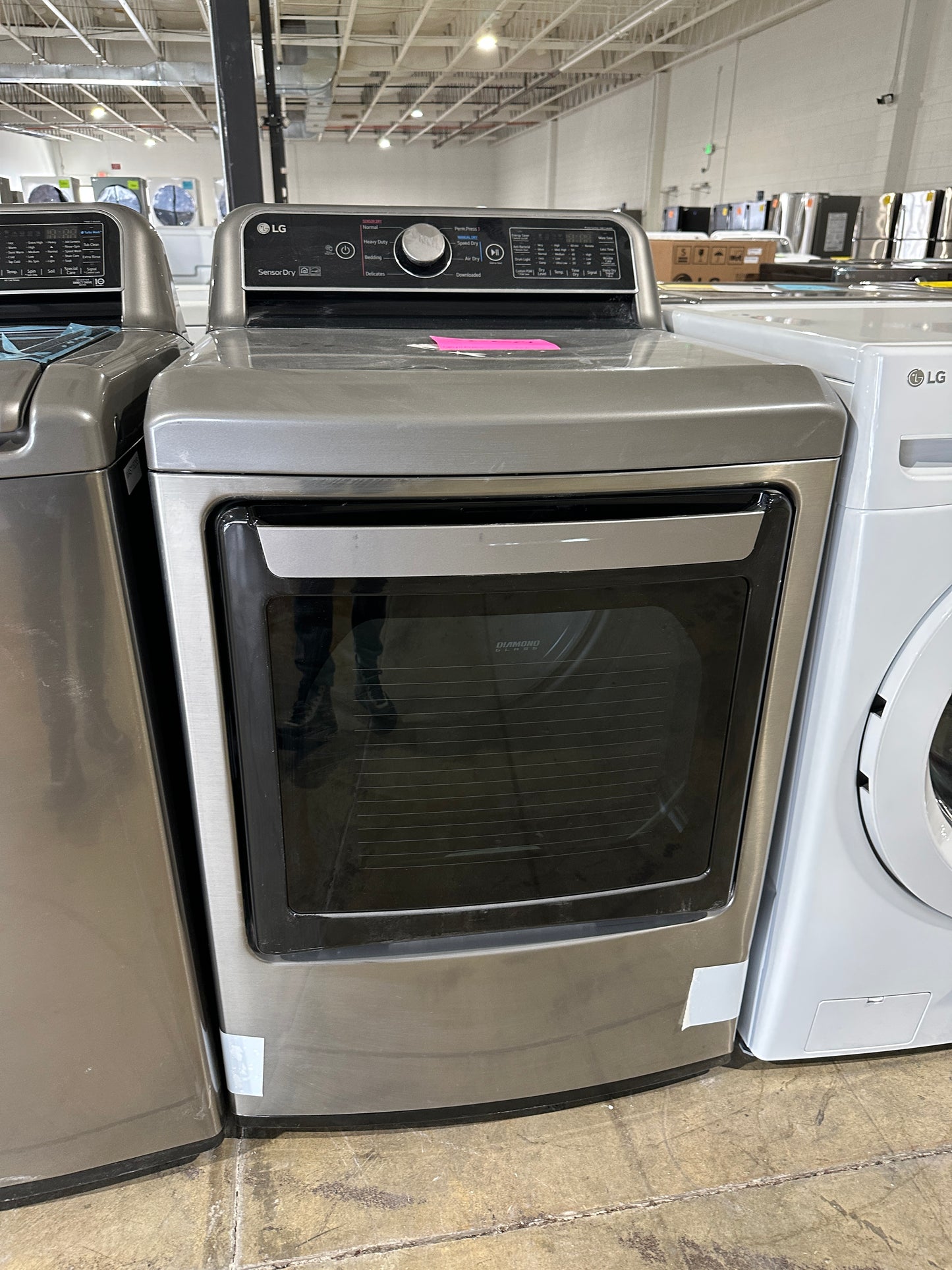 BRAND NEW ELECTRIC LG DRYER - DRY11545S DLE7300VE