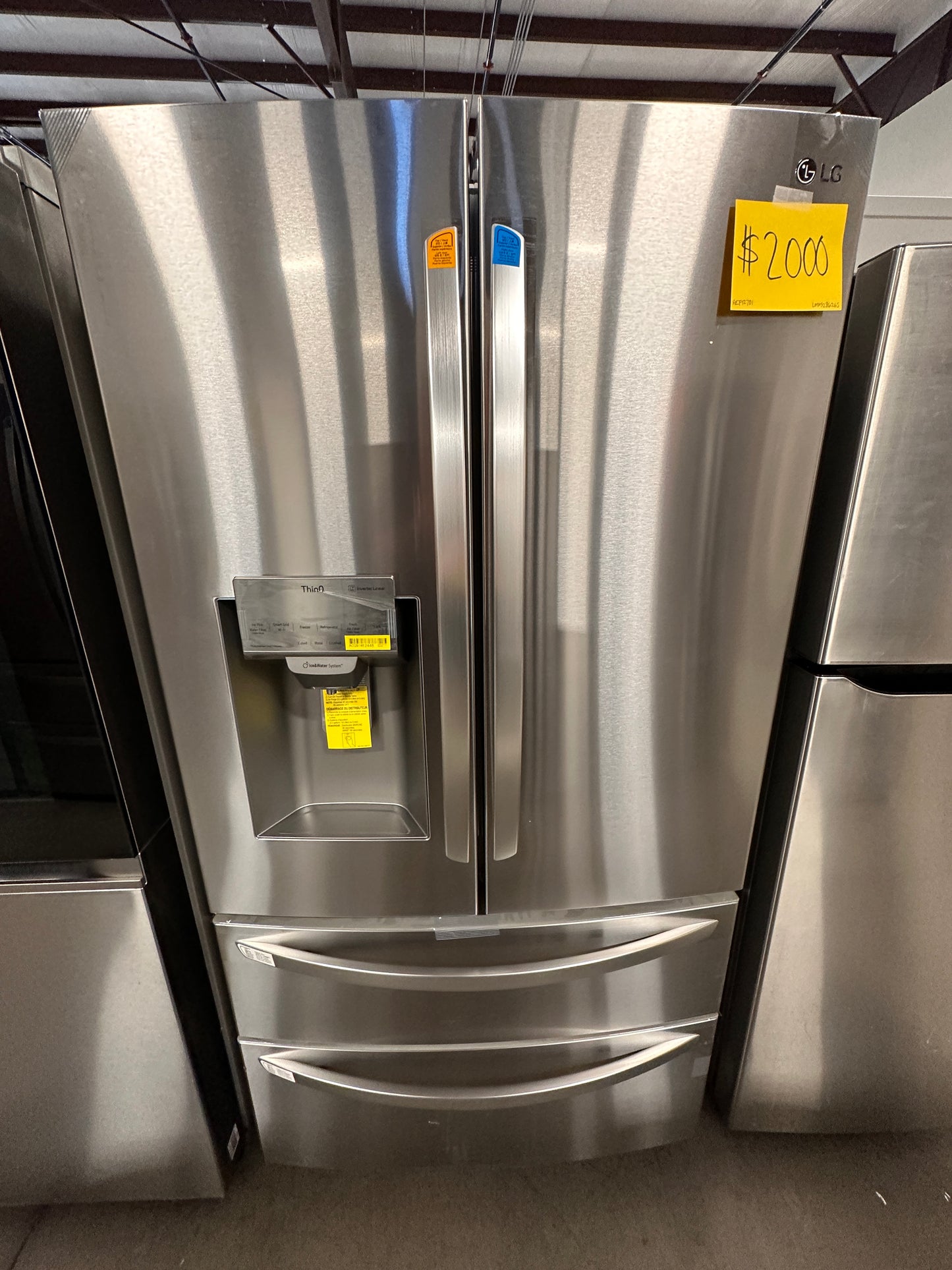 STAINLESS STEEL LG REFRIGERATOR with SMART COOLING SYSTEM - REF12701 LMXS28626S