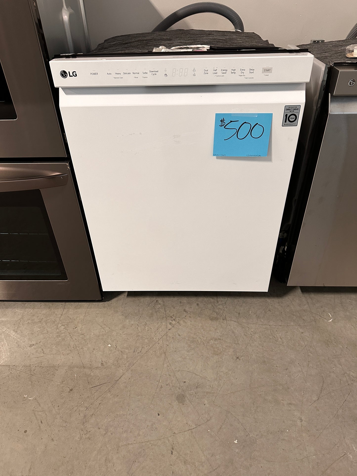 NEW LG DISHWASHER with 3RD RACK - DSW11562