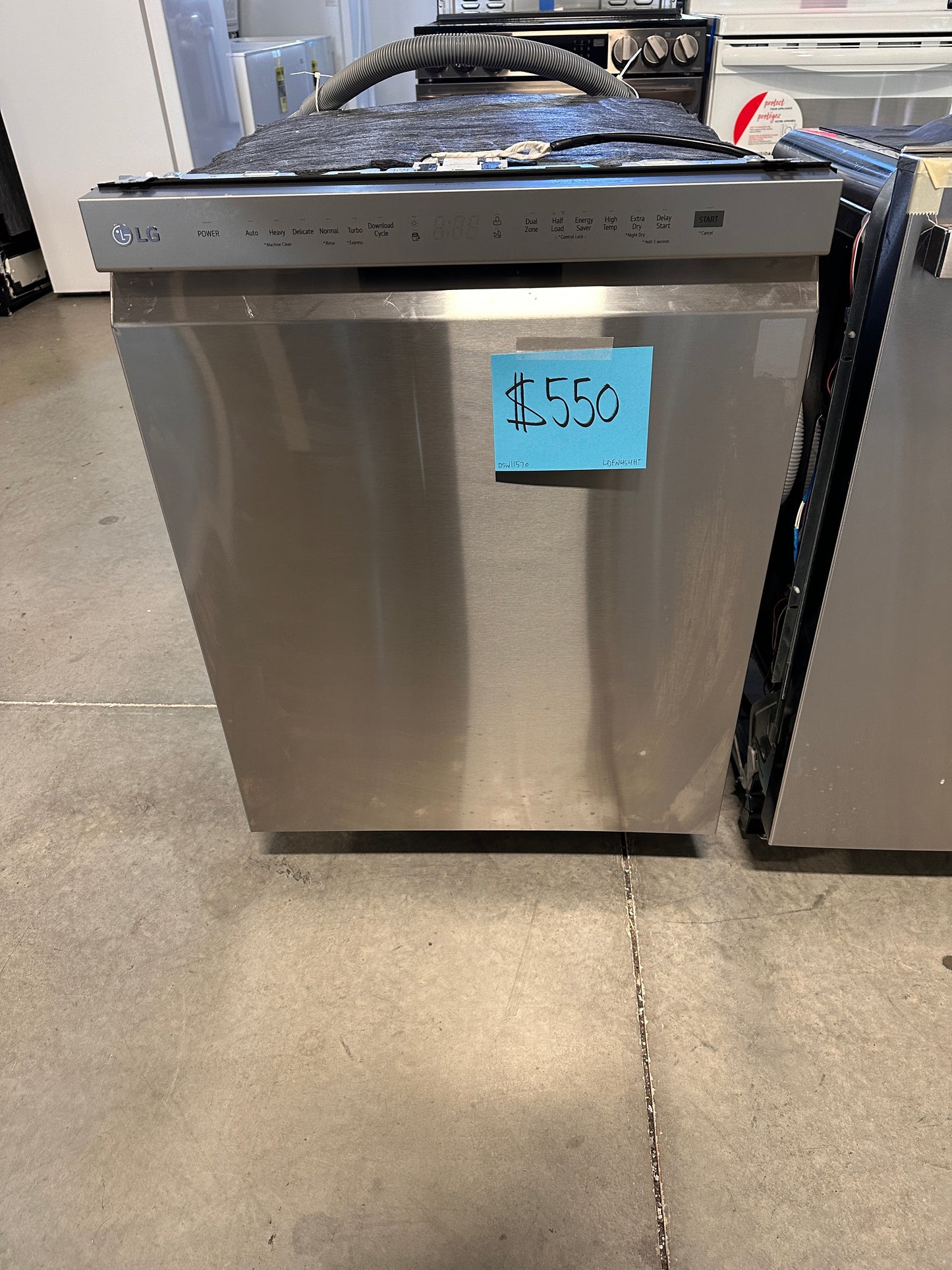 SMART LG STAINLESS STEEL TUB DISHWASHER with 3RD RACK - DSW11570