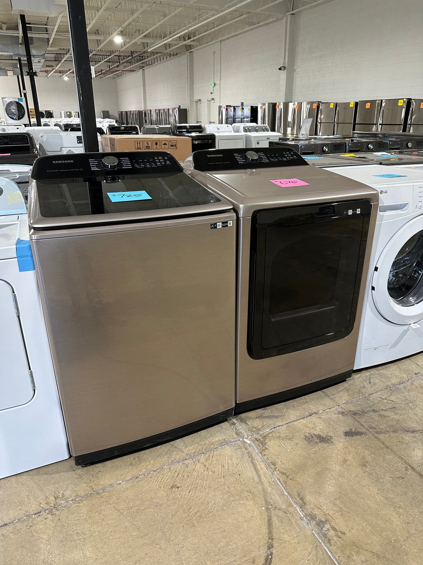 GORGEOUS NEW SAMSUNG TOP LOAD WASHER ELECTRIC DRYER SET - WAS11843S