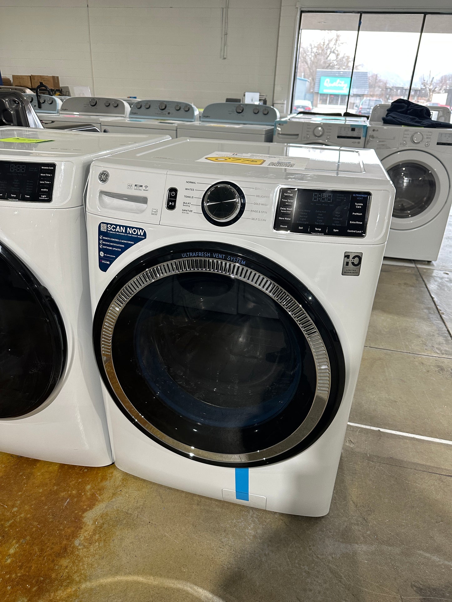 GE STACKABLE SMART FRONT LOAD WASHER - WAS11857S GFW550SSNWW