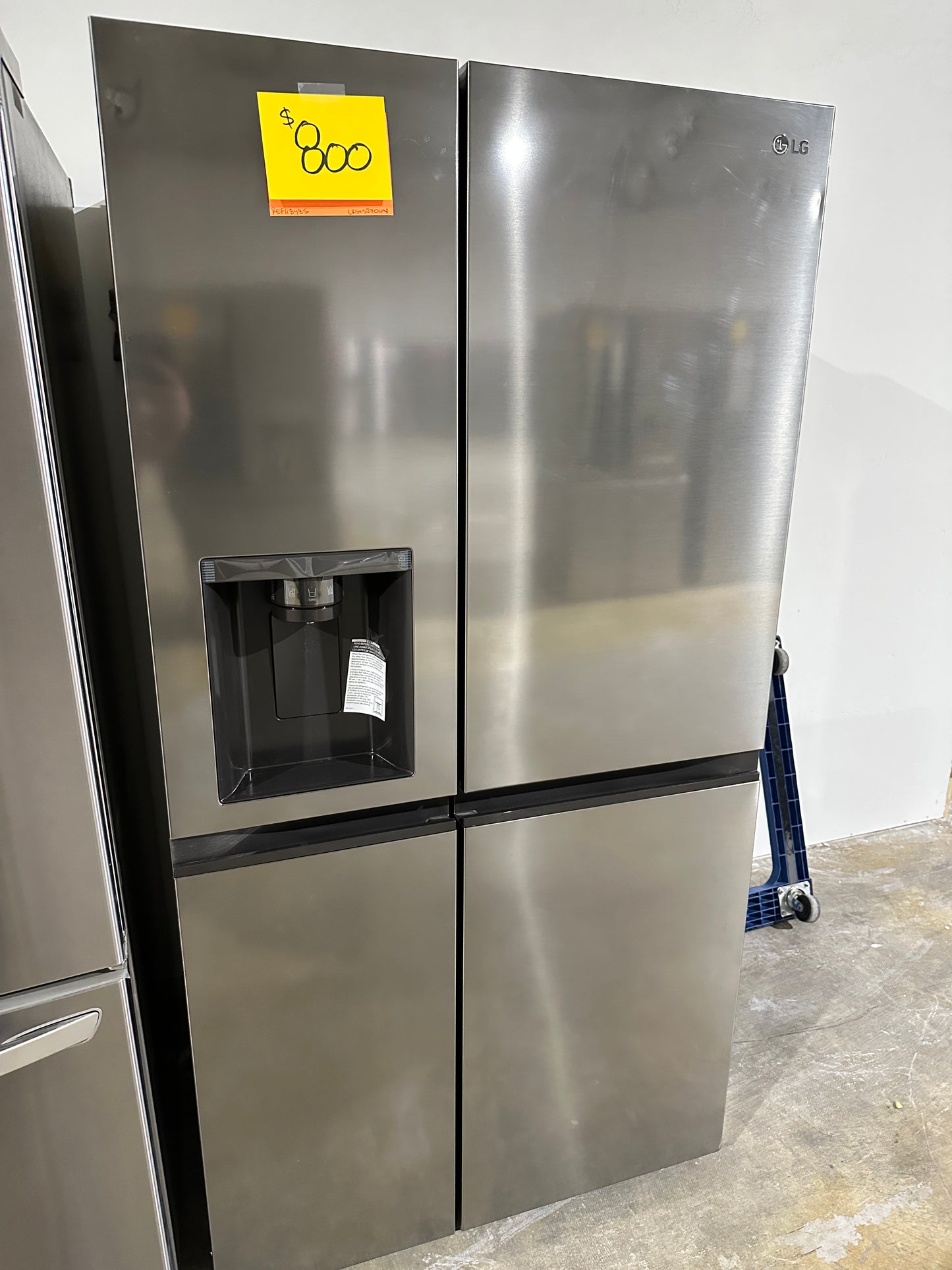 GORGEOUS PLATINUM SILVER REFRIGERATOR - REF11848S LRSXS2706V