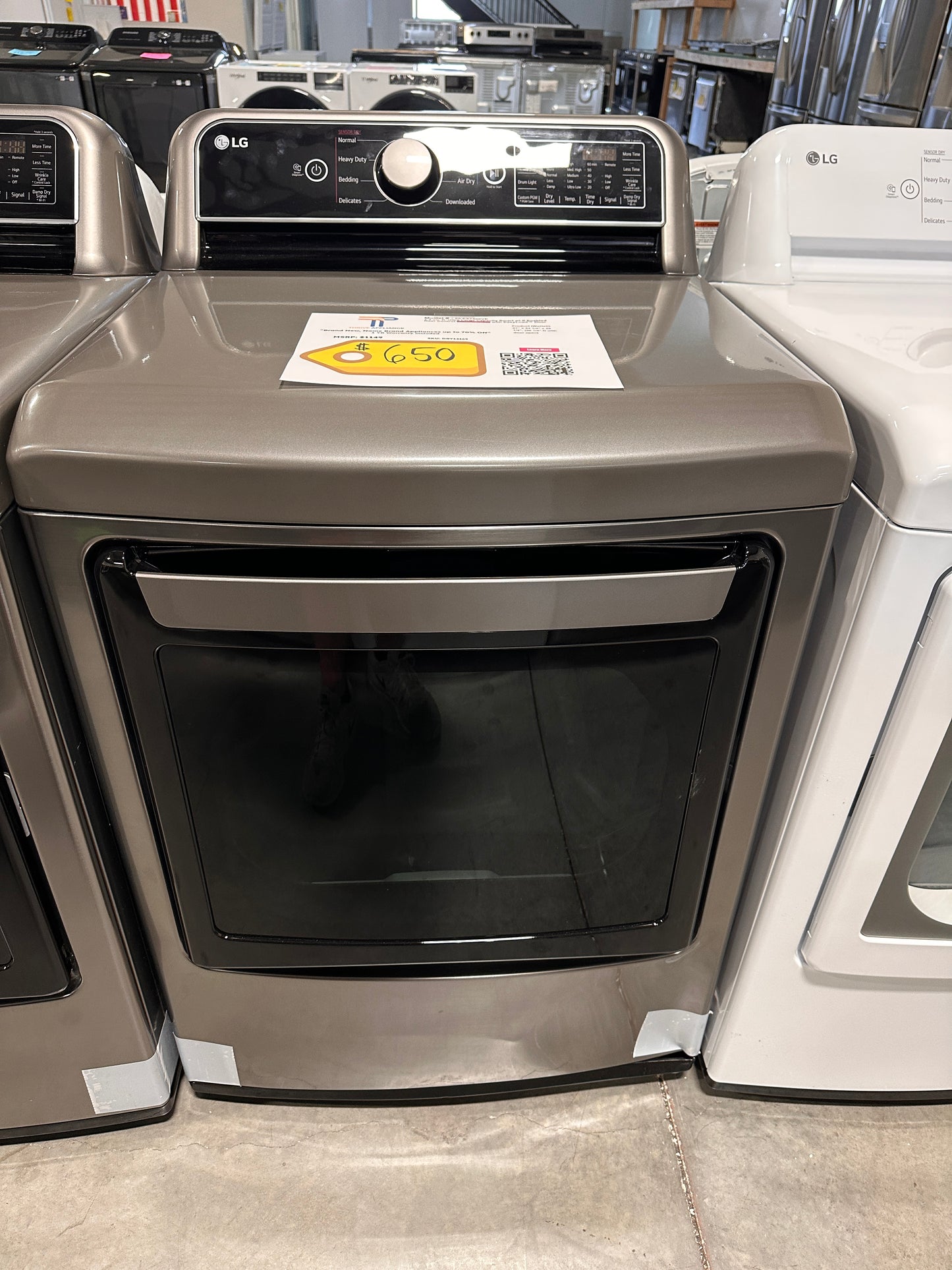 GORGEOUS ELECTRIC DRYER WITH EASYLOAD DOOR - DRY12169 DLE7400VE